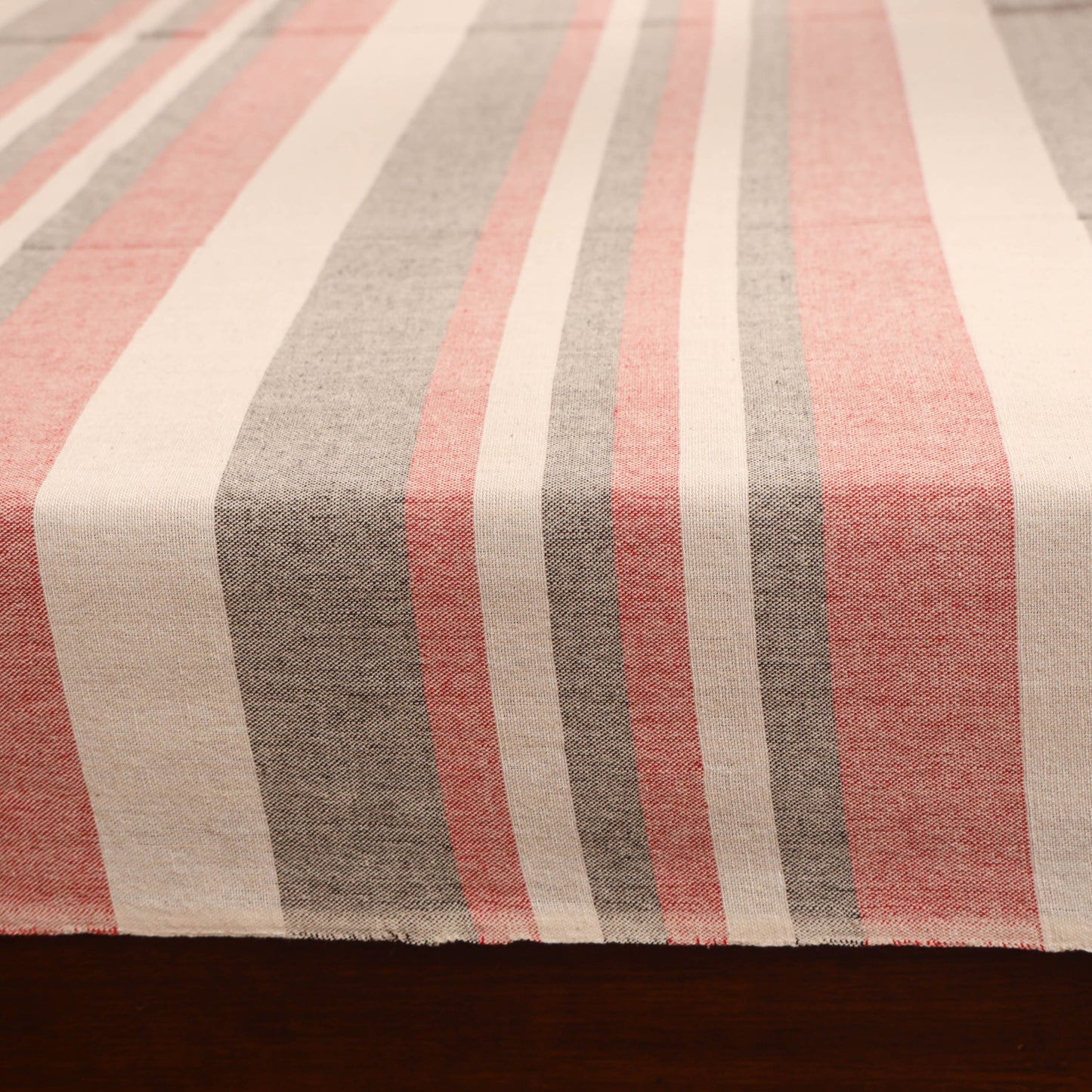 Bijnor Pure Handloom Cotton Single Bed Sheet (90 x 60 in) 96