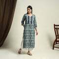 Buy Green Straight Batik Print Cotton Kurta for Women