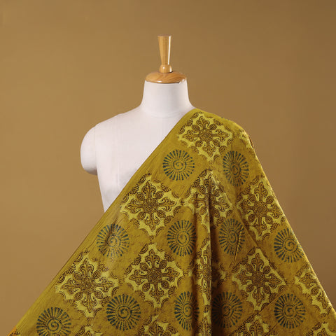 Hakoba Natural Dyed Cotton Ajrakh Print Fabric 41