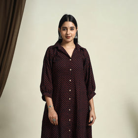 Collared Neck Buttoned Down Black Batik Print Cotton Kurta for Women