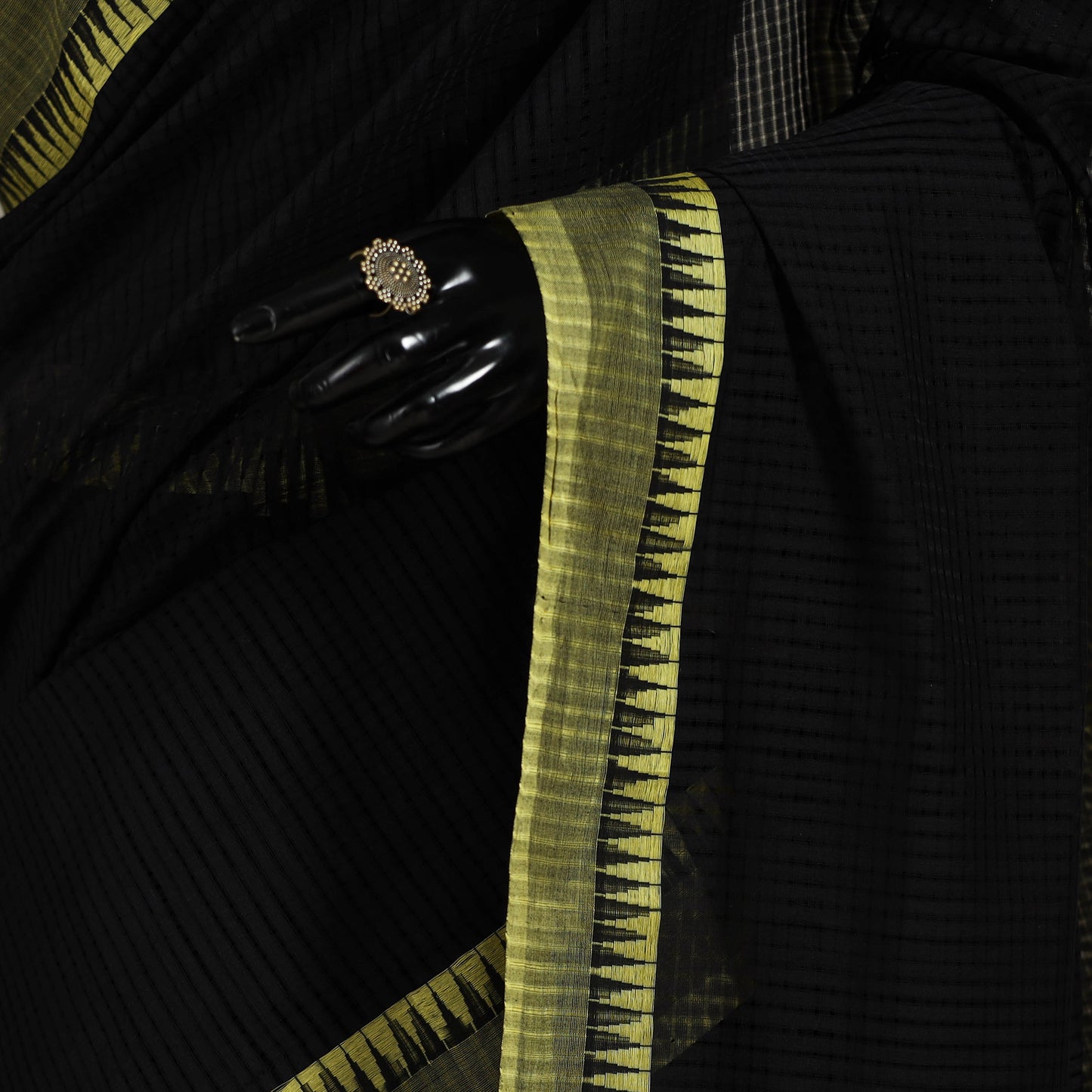 Black Handloom Missing Checks Cotton Mangalagiri Saree