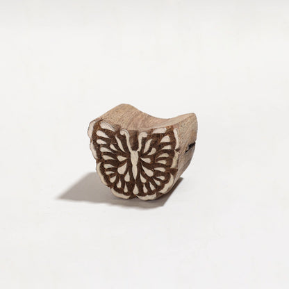 Hand-carved Sheesham Wood Block (Small) 40