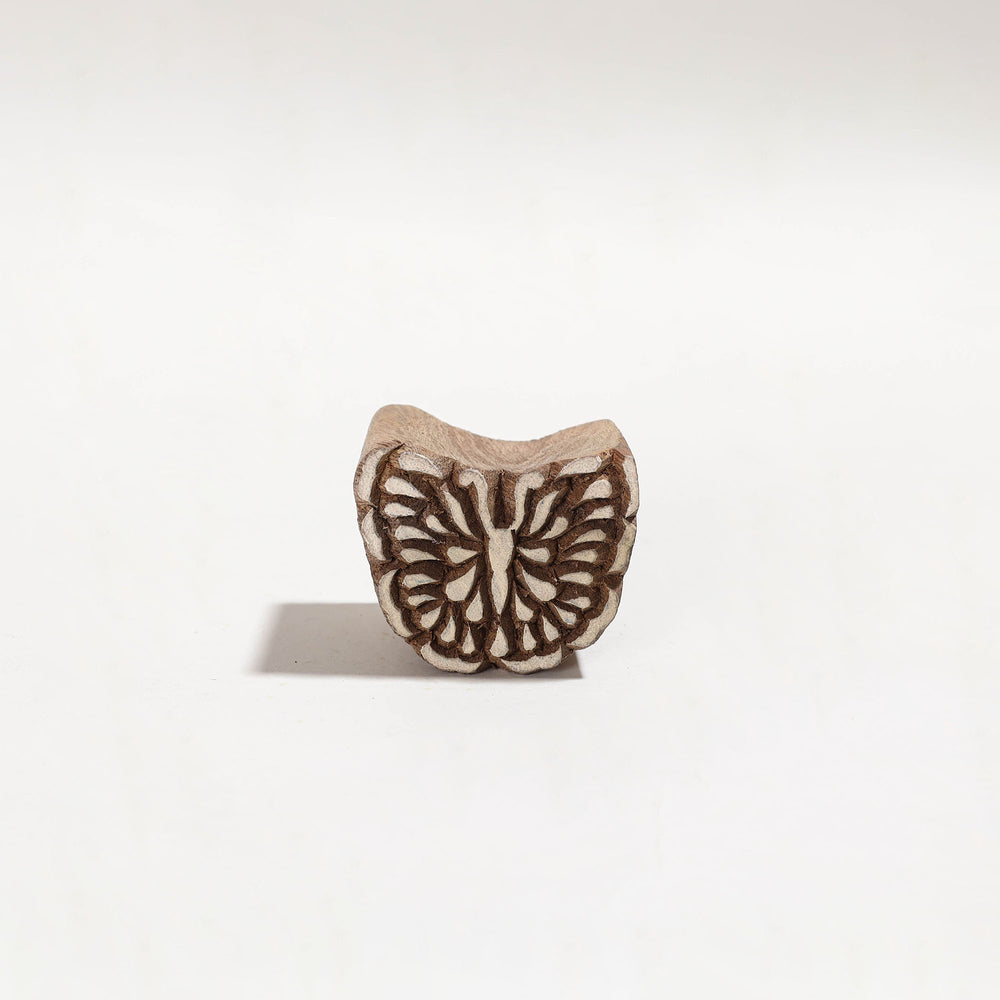 Hand-carved Sheesham Wood Block (Small) 40