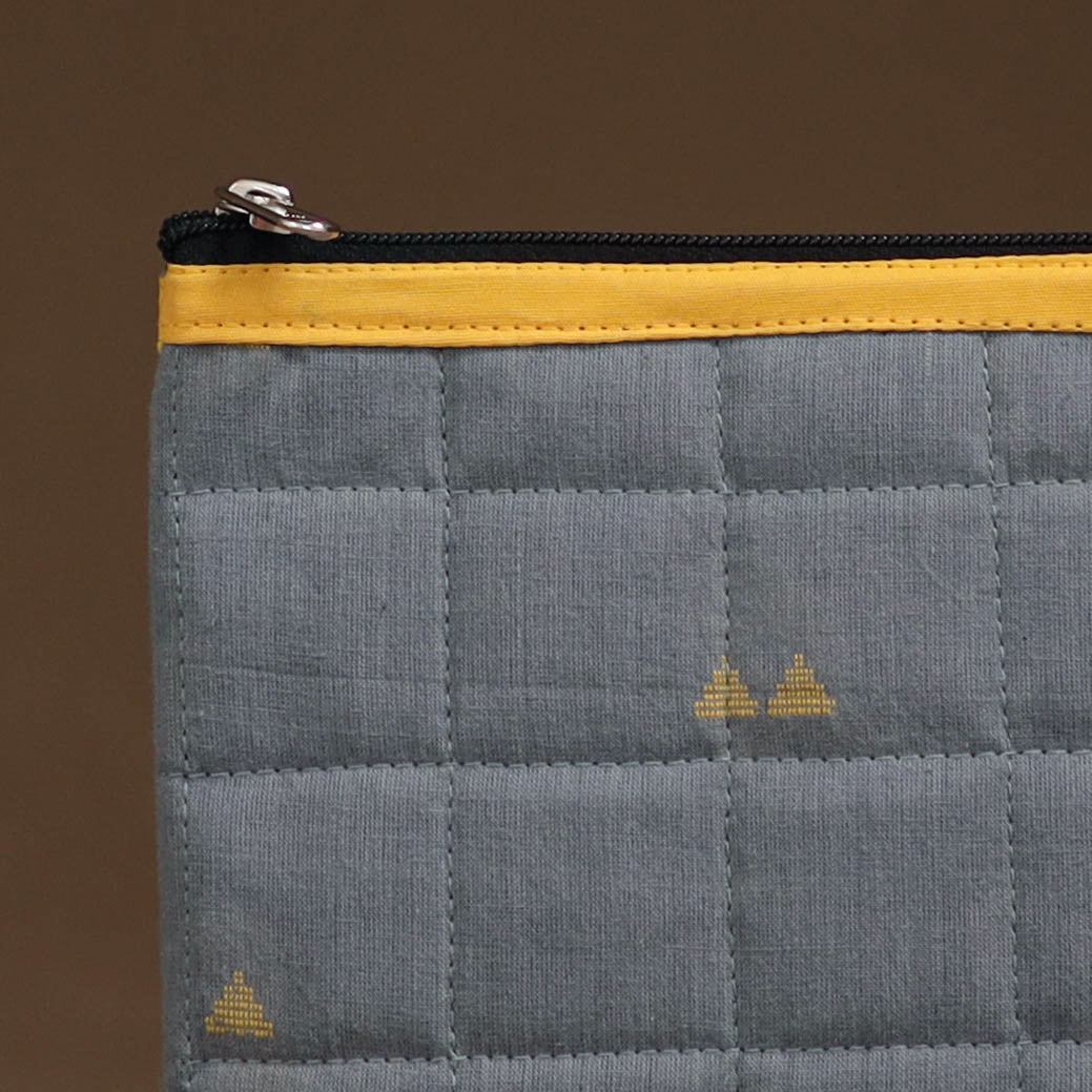 Handmade Quilted Utility Pouch 04