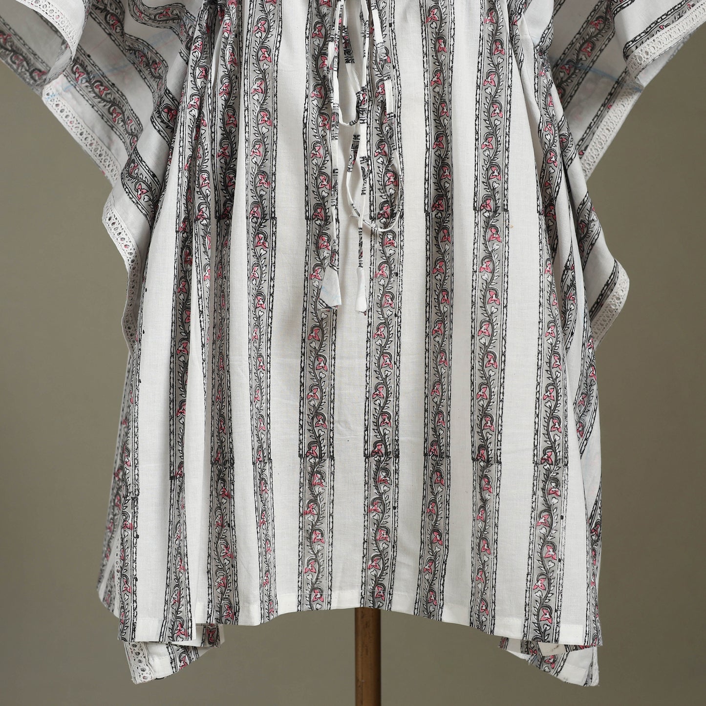 White Sanganeri Block Print Cotton Kaftan (Medium) 