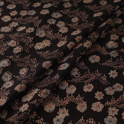 Ajrakh Hand Block Print Natural Dyed Handspun Handwoven Mulberry Silk Fabric 01