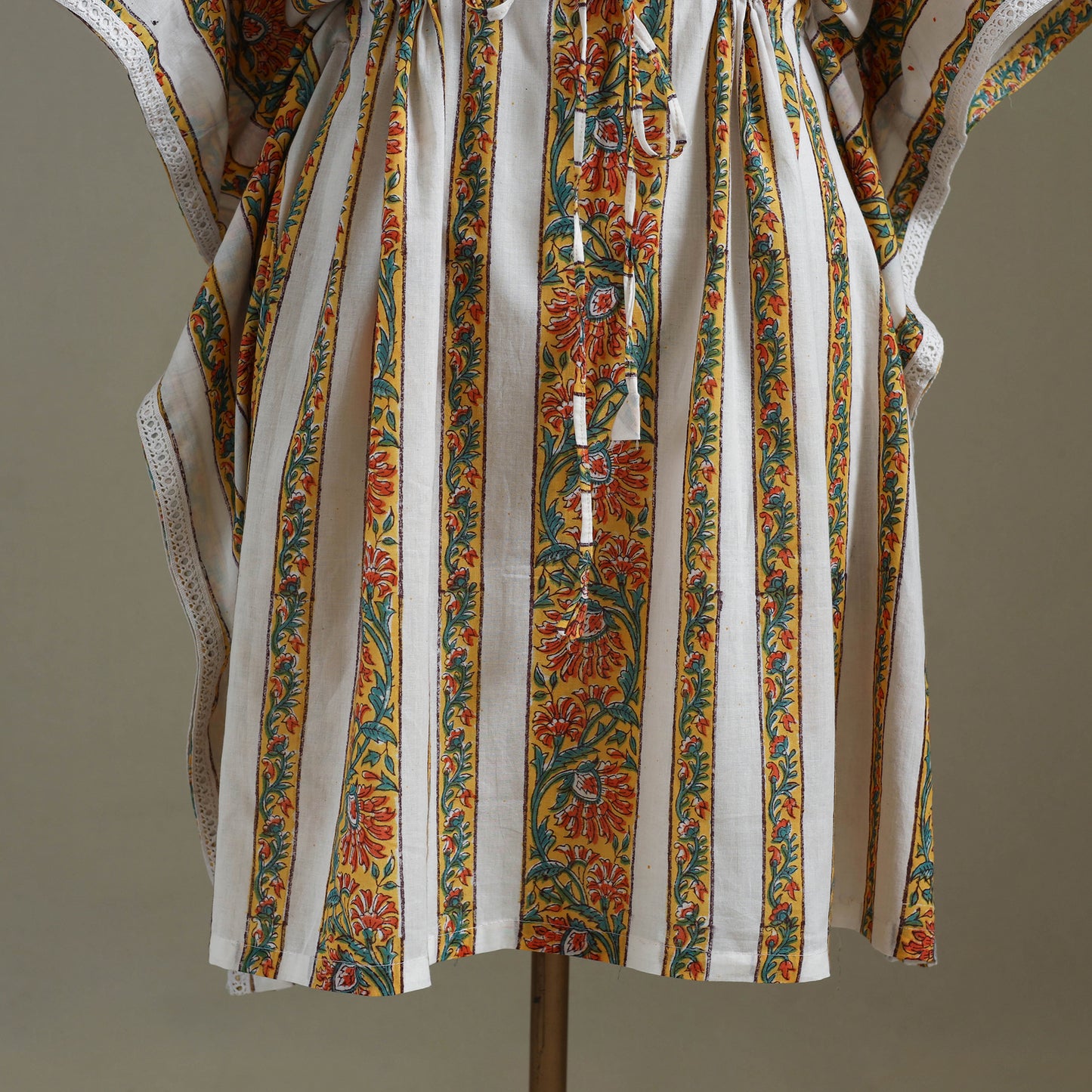 White Sanganeri Block Print Cotton Kaftan (Medium) 