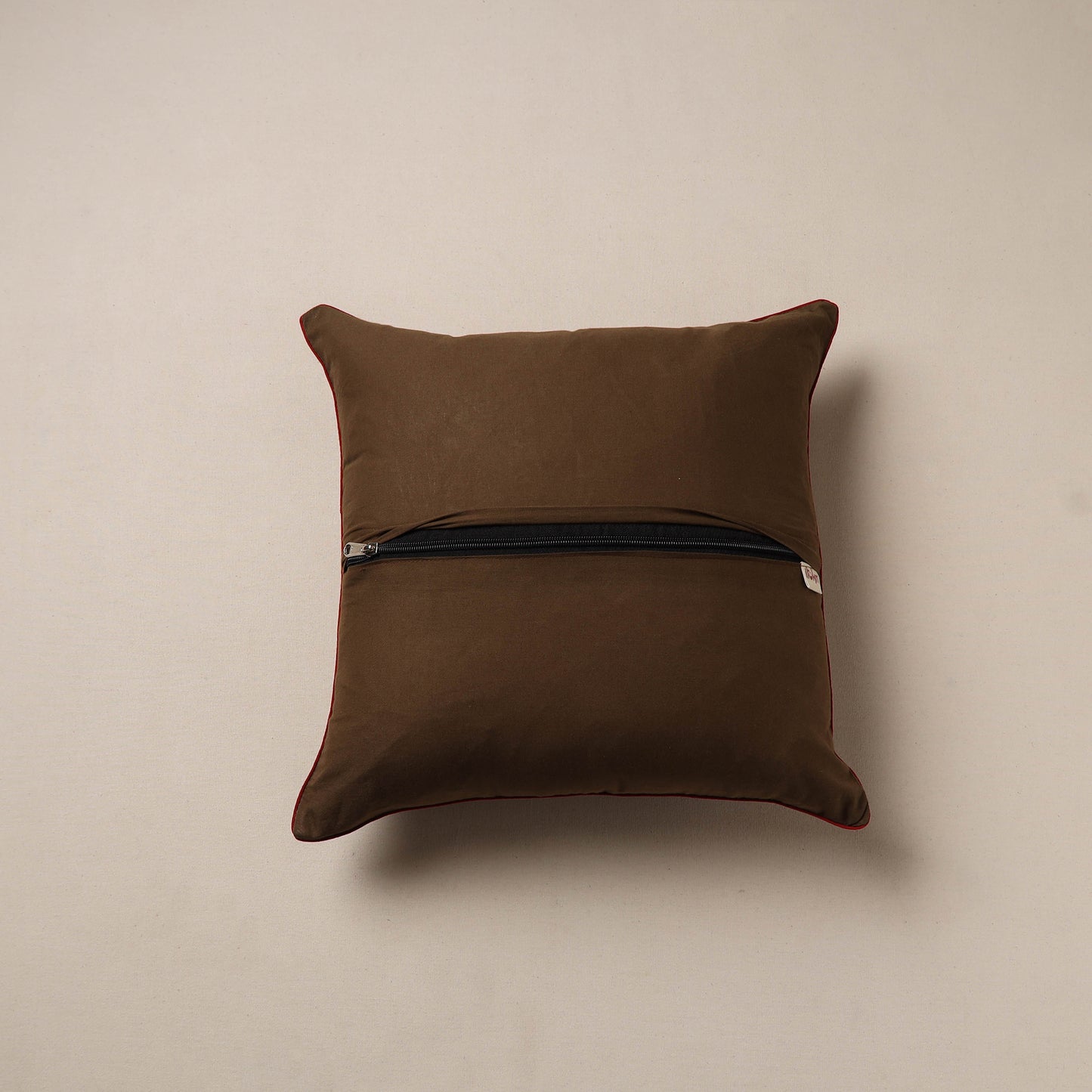 Pochampally Ikat Weave Cushion Cover (16 x 16 in) 01