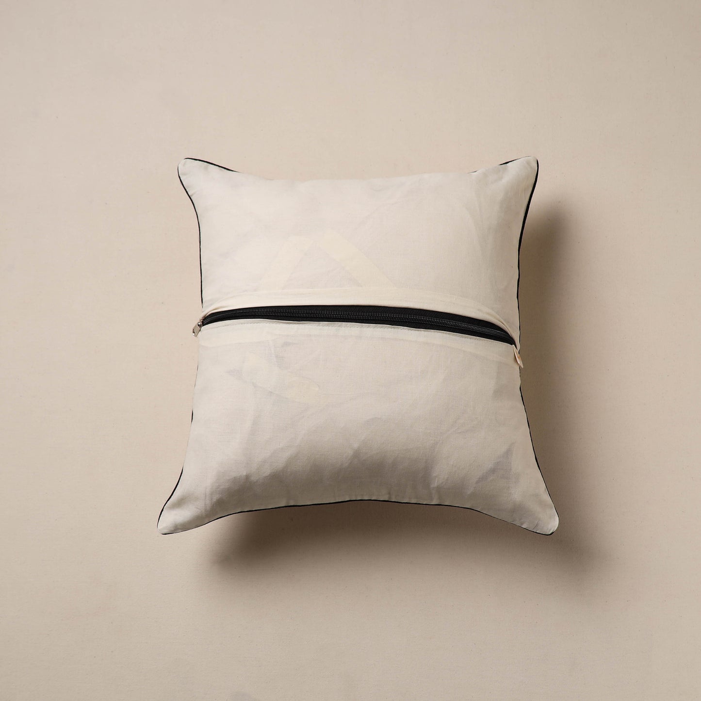 Jacquard Weave Cushion Cover (16 x 16 in) 05