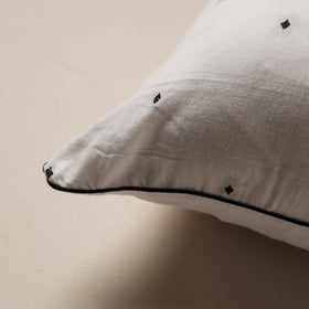 Jacquard Weave Cushion Cover (16 x 16 in) 11