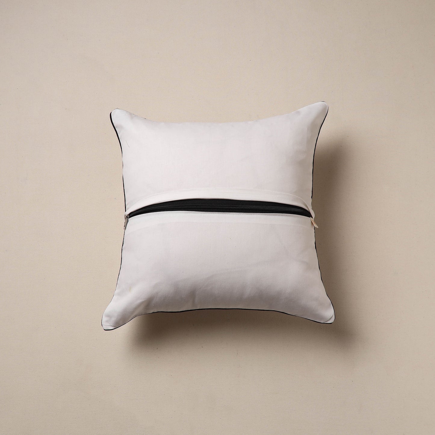 Jacquard Weave Cushion Cover (16 x 16 in) 16