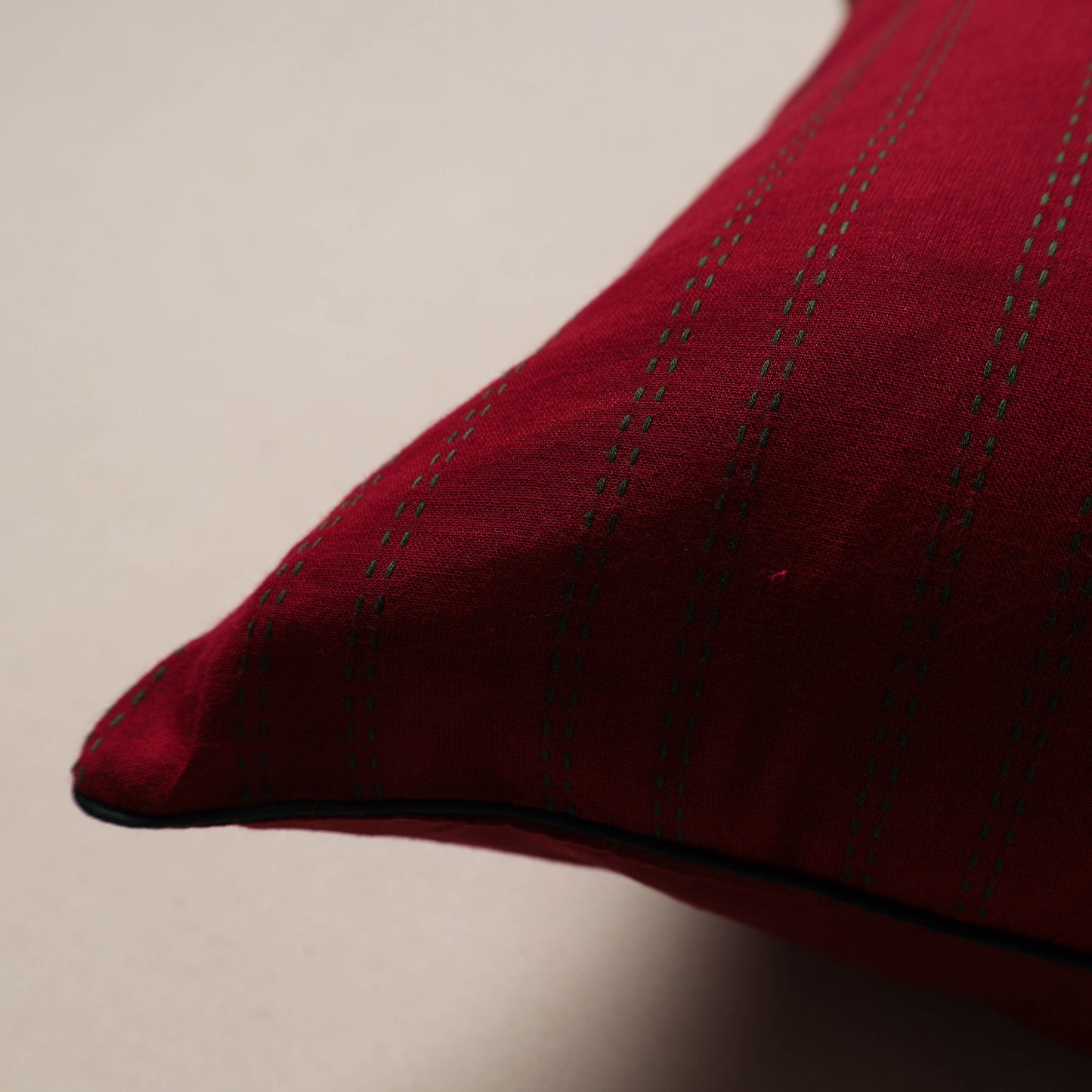 Jacquard Weave Cushion Cover (16 x 16 in) 14