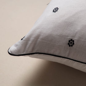 Jacquard Weave Cushion Cover (16 x 16 in) 16