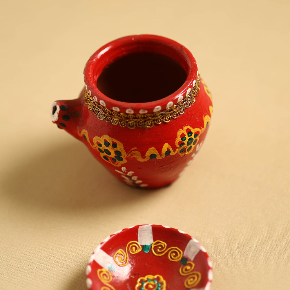 Traditional Handpainted Clay Karwa Chauth Kalash 40