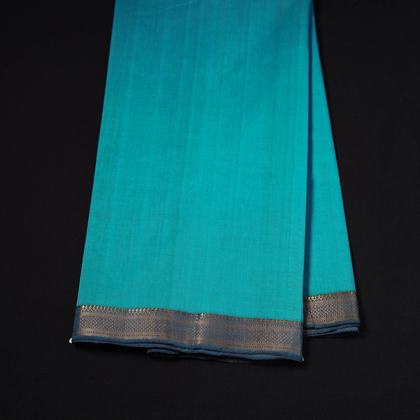 Handloom Mangalagiri Cotton Fabric with Nizam Zari Border 09