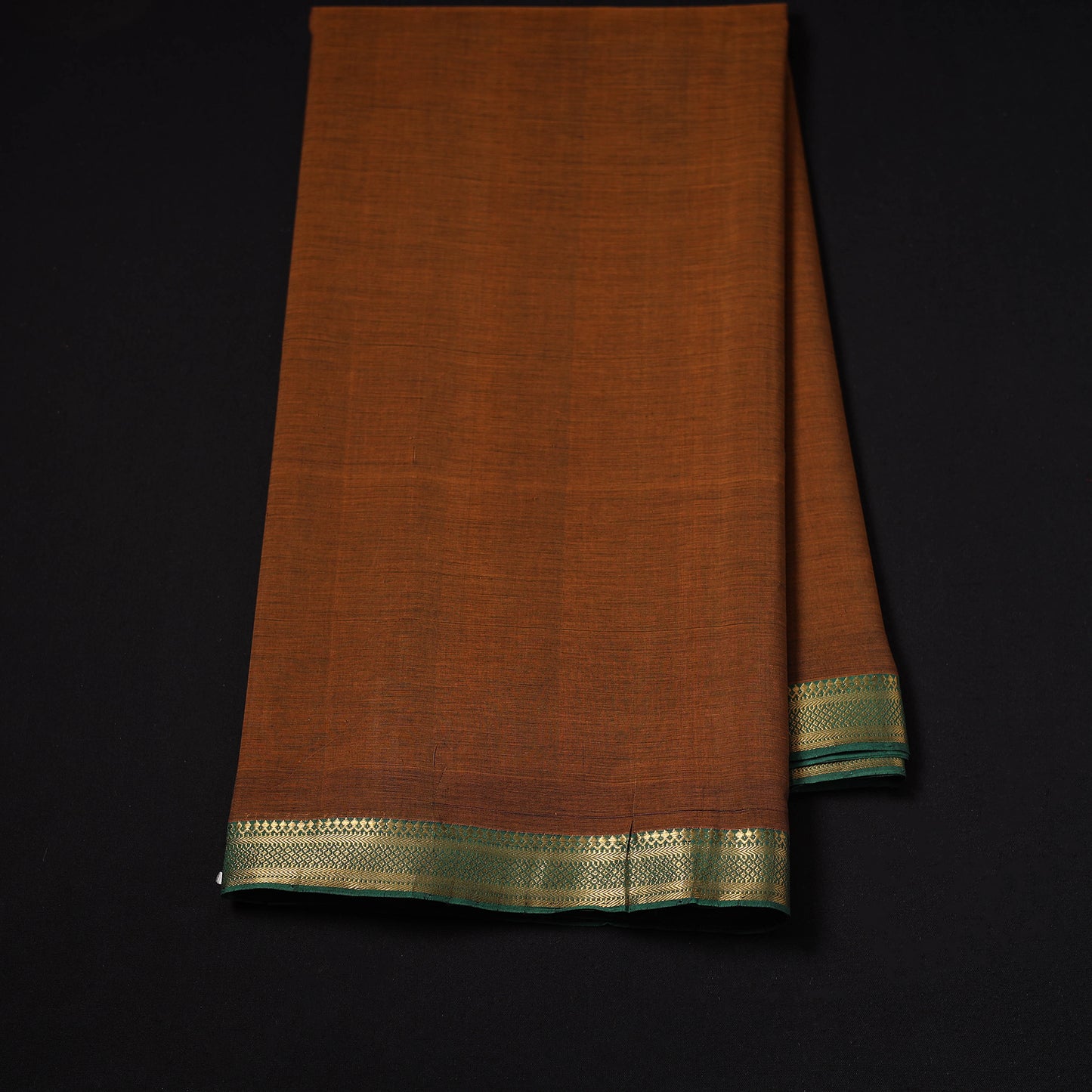 Handloom Mangalagiri Cotton Fabric with Nizam Zari Border 13