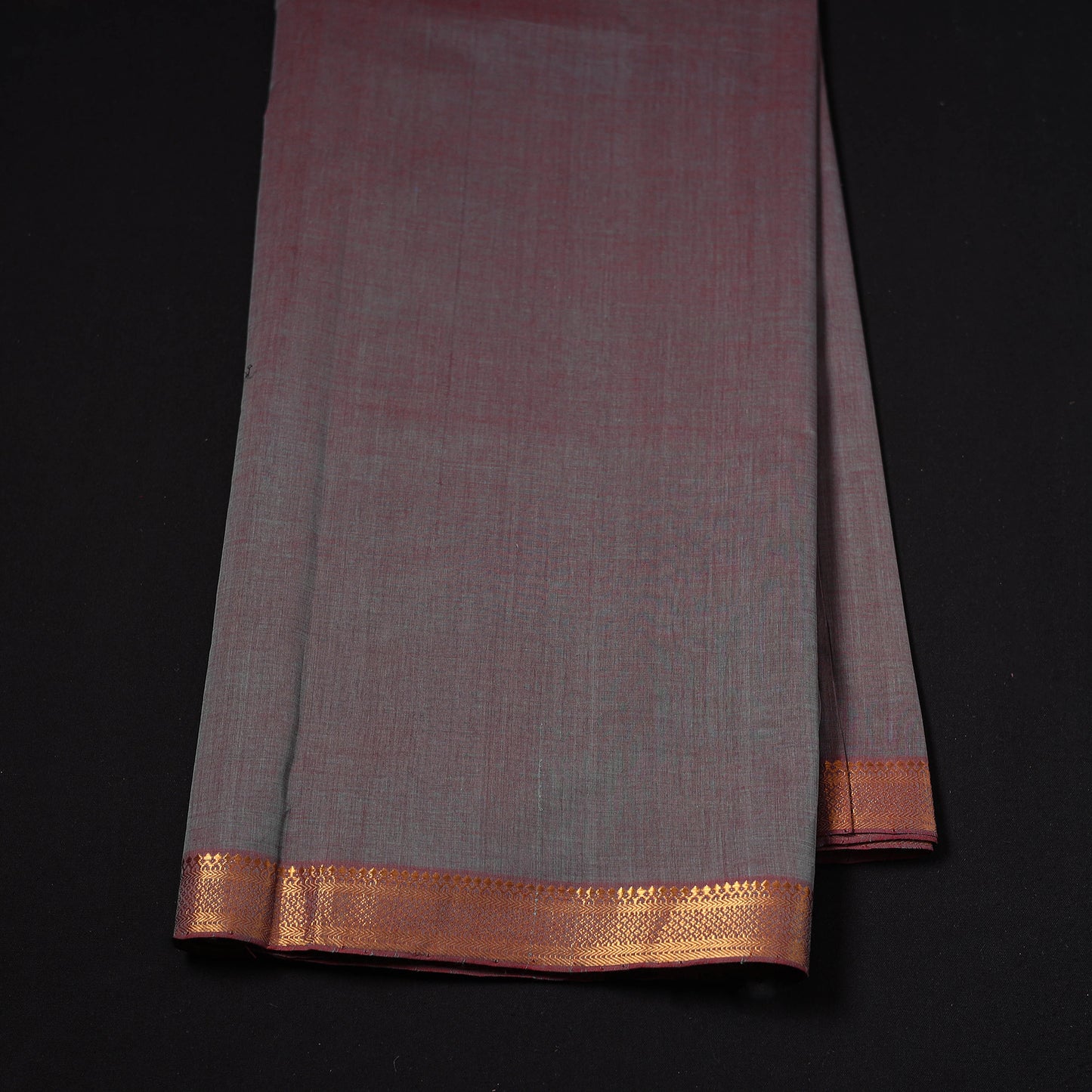 Handloom Mangalagiri Cotton Fabric with Nizam Zari Border 18