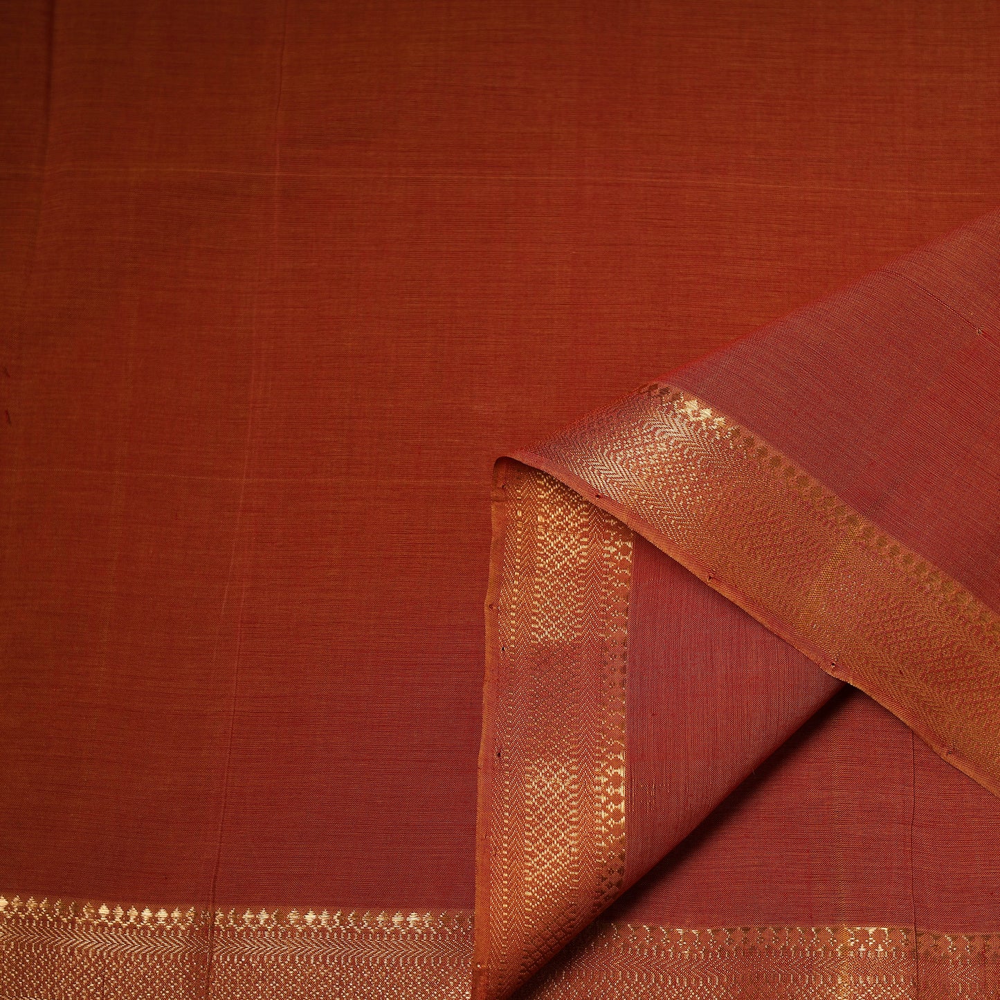 Handloom Mangalagiri Cotton Fabric with Nizam Zari Border 23