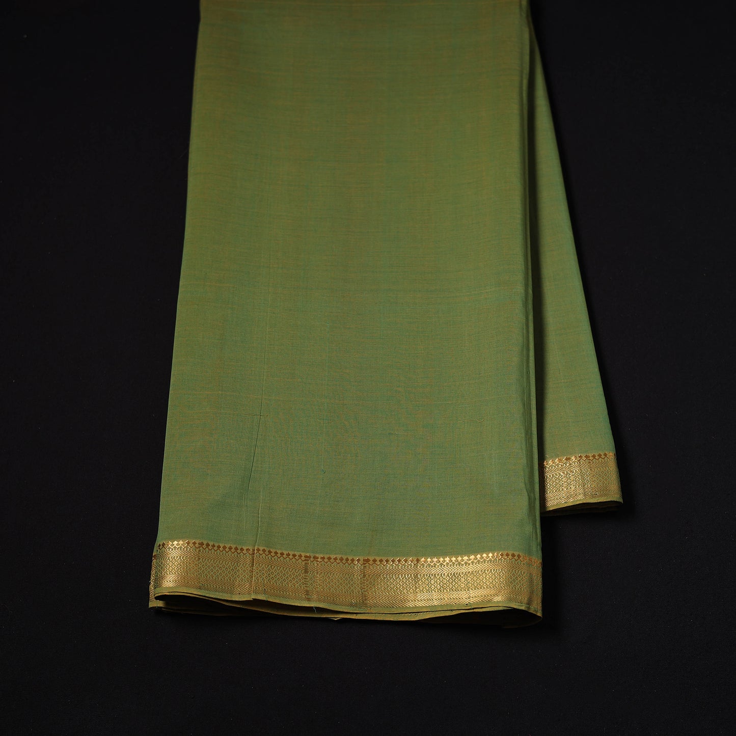Handloom Mangalagiri Cotton Fabric with Nizam Zari Border 24