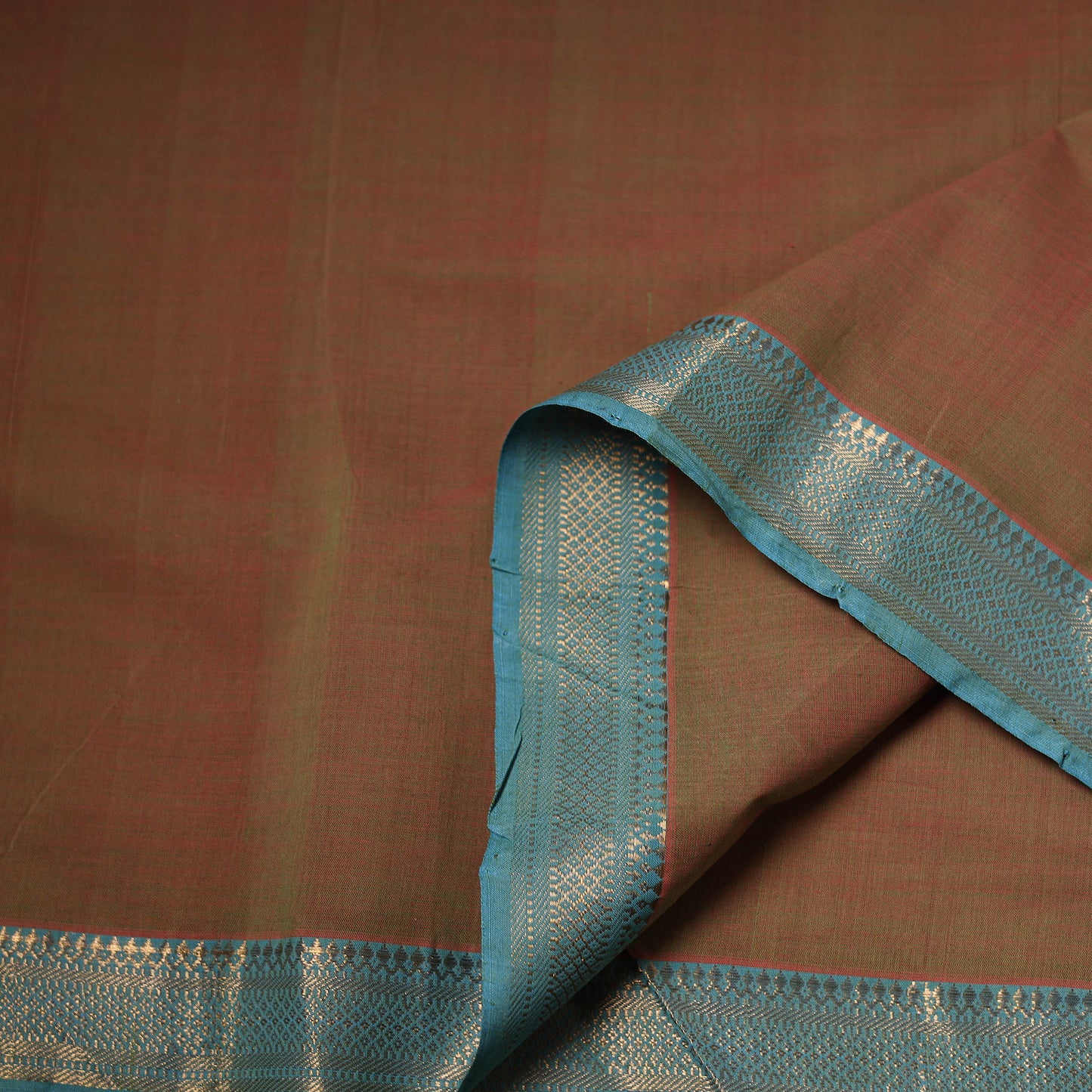 Handloom Mangalagiri Cotton Fabric with Nizam Zari Border 25