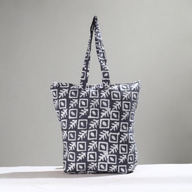 Grey Handcrafted Batik Printed Cotton Hand Bag 01