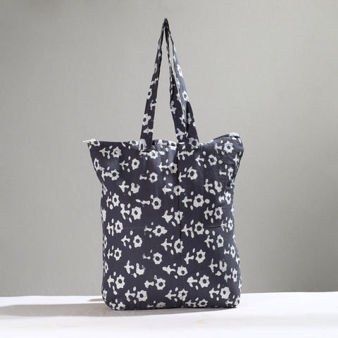 Grey Handcrafted Batik Printed Cotton Hand Bag 01