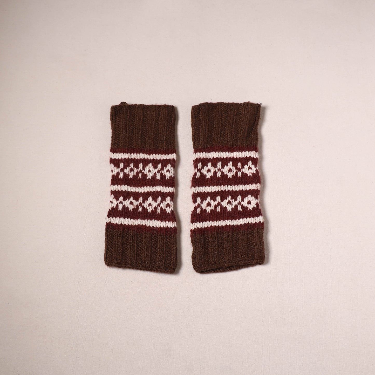 Kullu Karishma Hand Knitted Merino Wool Leg Warmer 25