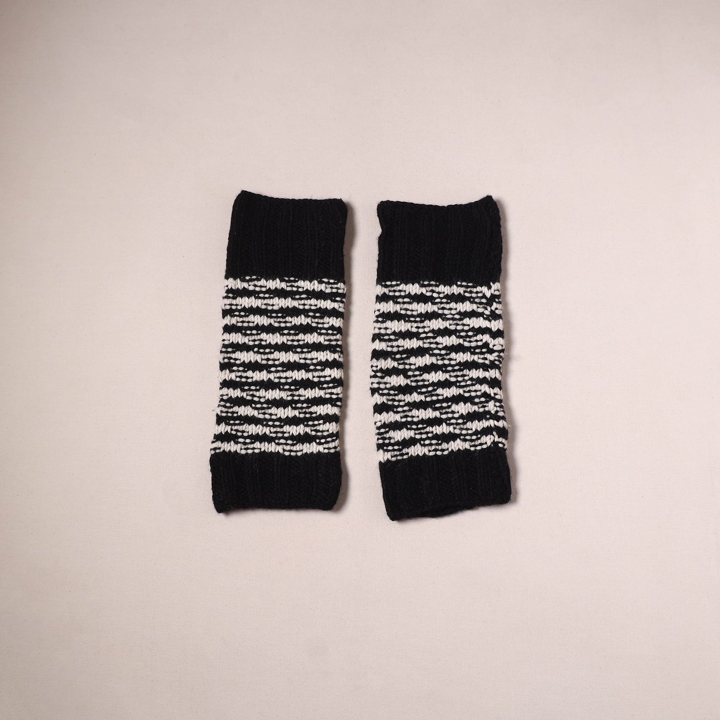 Kullu Karishma Hand Knitted Merino Wool Leg Warmer 26