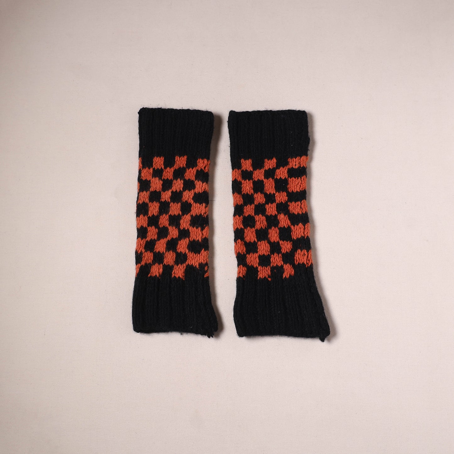 Kullu Karishma Hand Knitted Merino Wool Leg Warmer 28
