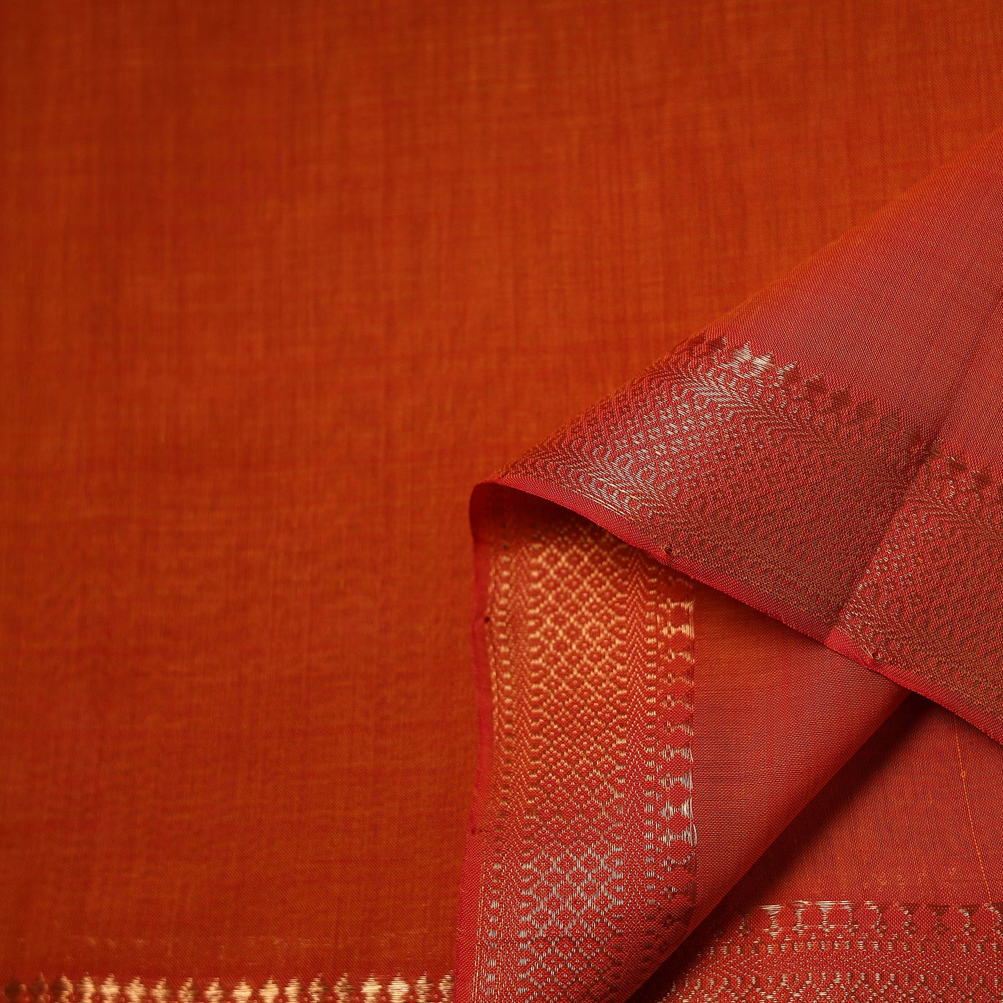Handloom Mangalagiri Cotton Fabric with Nizam Zari Border 13