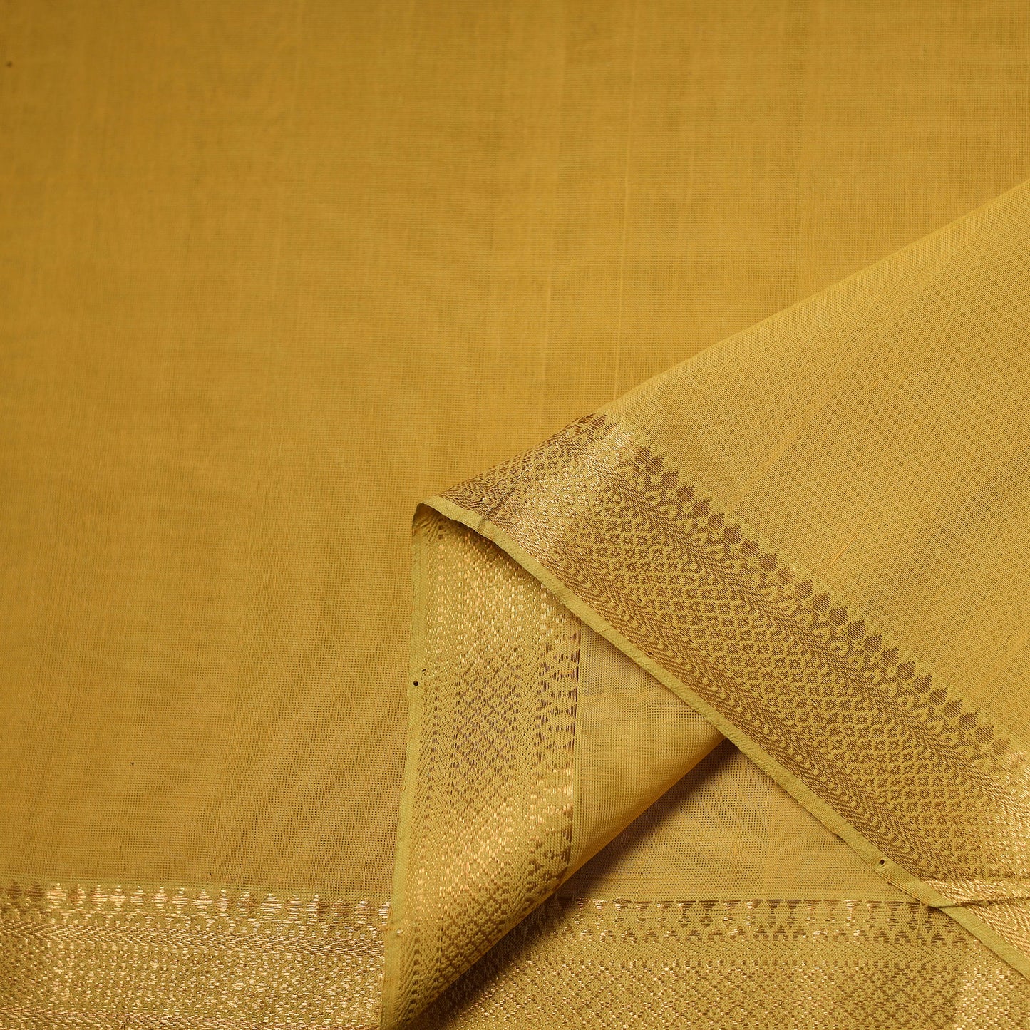 Handloom Mangalagiri Cotton Fabric with Nizam Zari Border 14