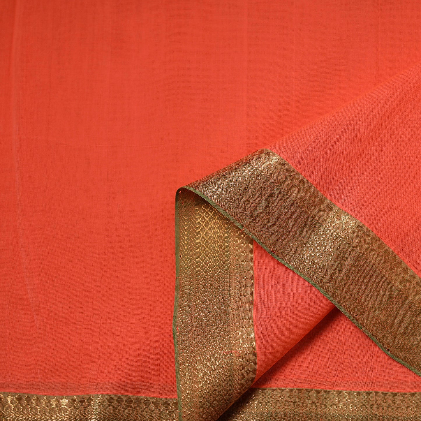 Handloom Mangalagiri Cotton Fabric with Nizam Zari Border 19