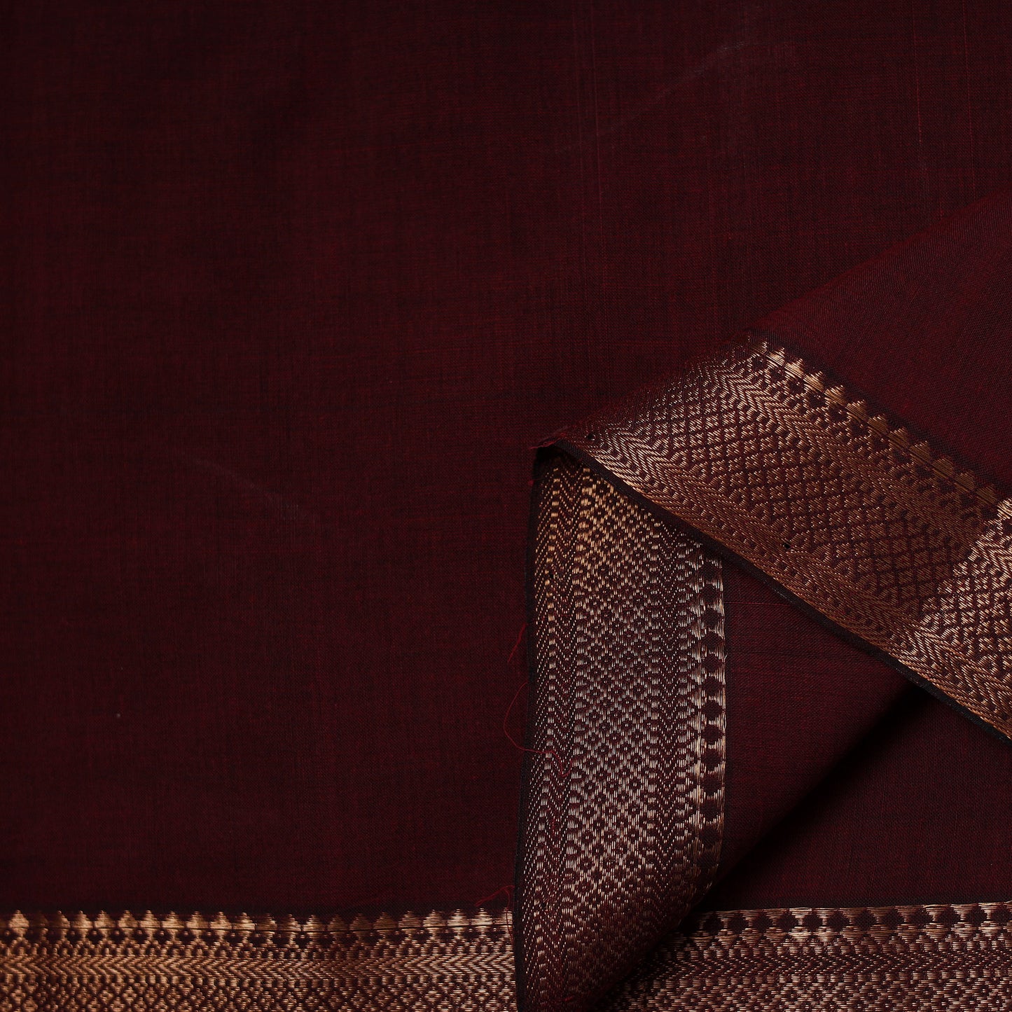Handloom Mangalagiri Cotton Fabric with Nizam Zari Border 21