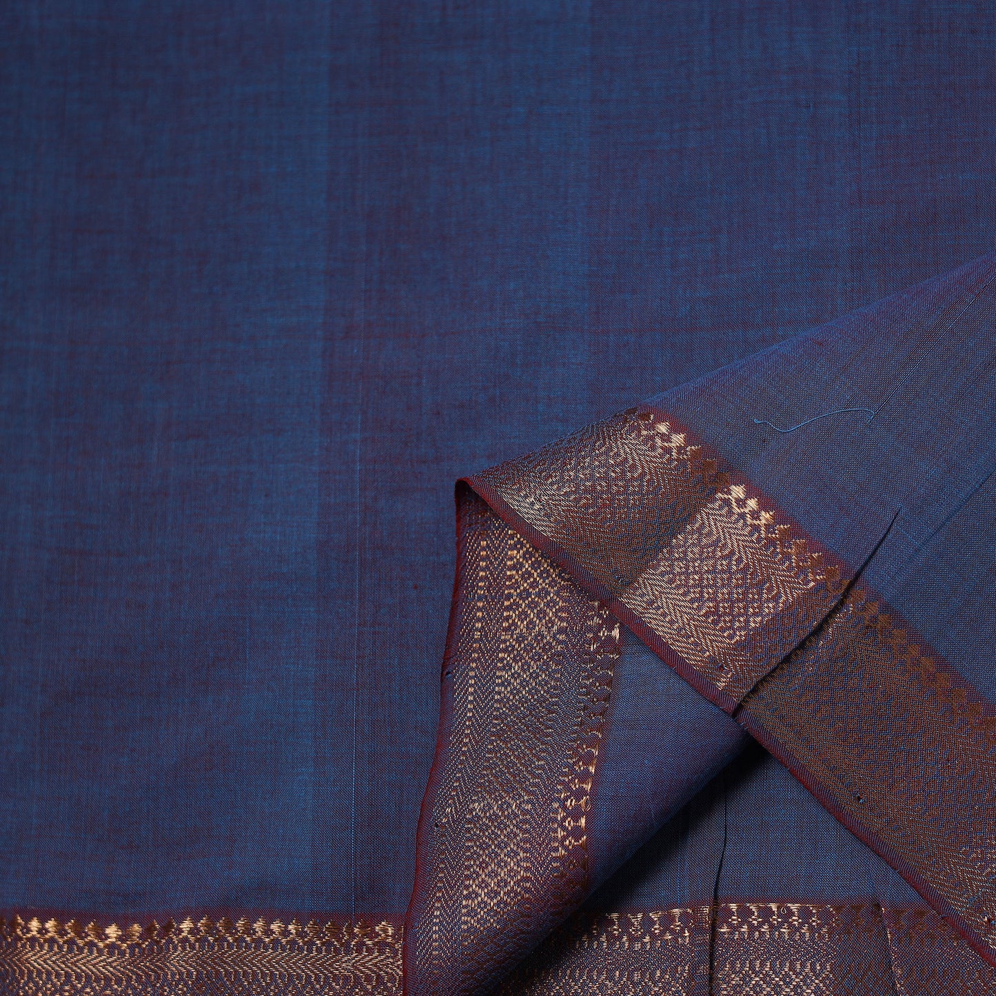Handloom Mangalagiri Cotton Fabric with Nizam Zari Border 24