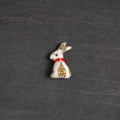 Handmade Stuffed Fridge Magnet for Decor 48