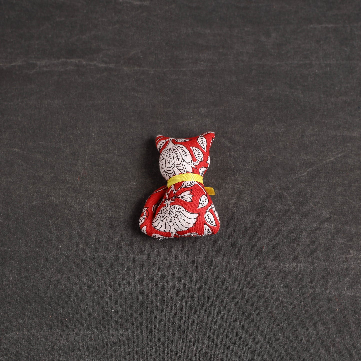 Handmade Stuffed Fridge Magnet for Decor 68