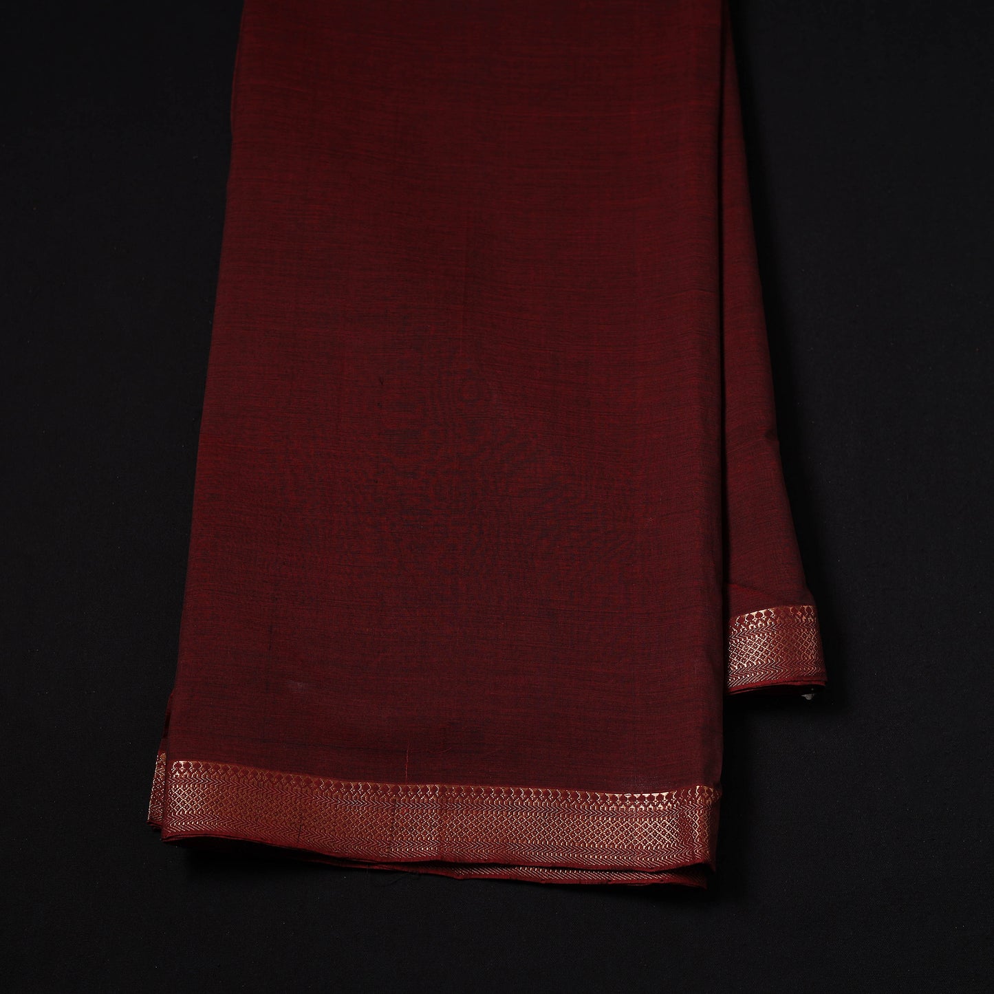 Handloom Mangalagiri Cotton Fabric with Nizam Zari Border 32