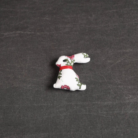 Handmade Stuffed Fridge Magnet for Decor 51
