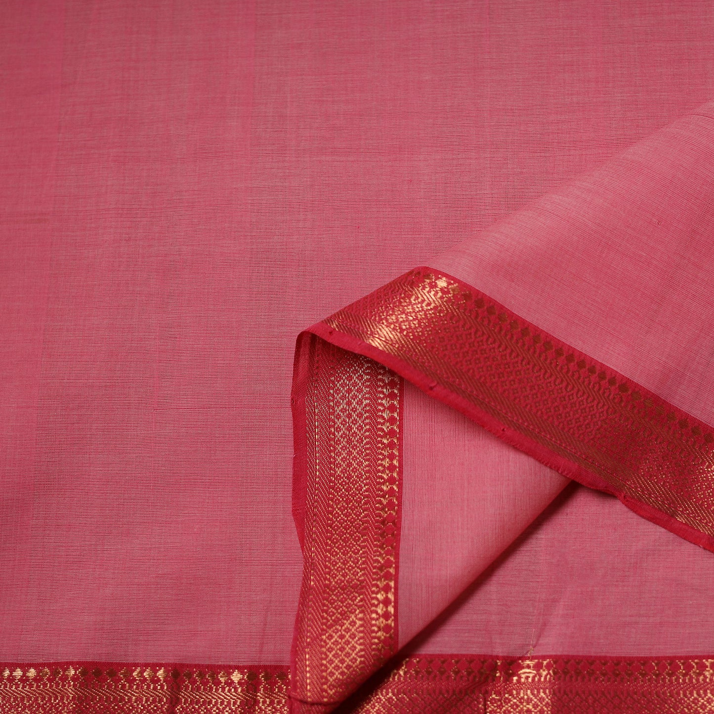 Handloom Mangalagiri Cotton Fabric with Nizam Zari Border 35