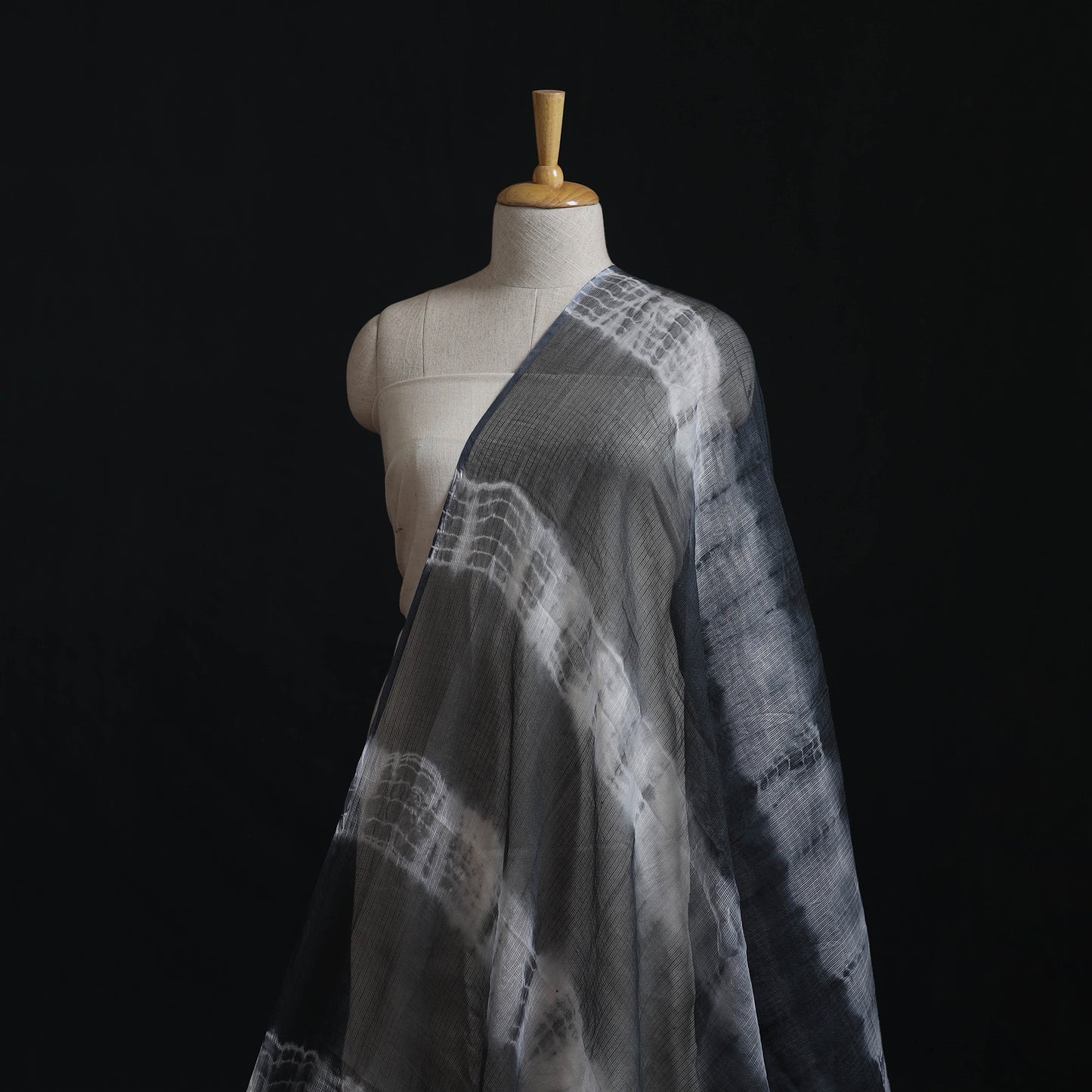 Shibori Tie-Dye Kota Doria Cotton Fabric 01