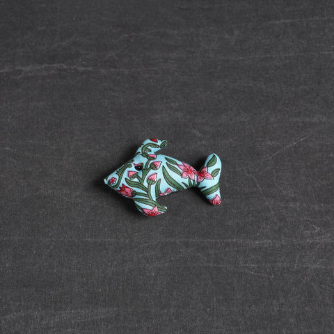 Handmade Stuffed Fridge Magnet for Decor 57