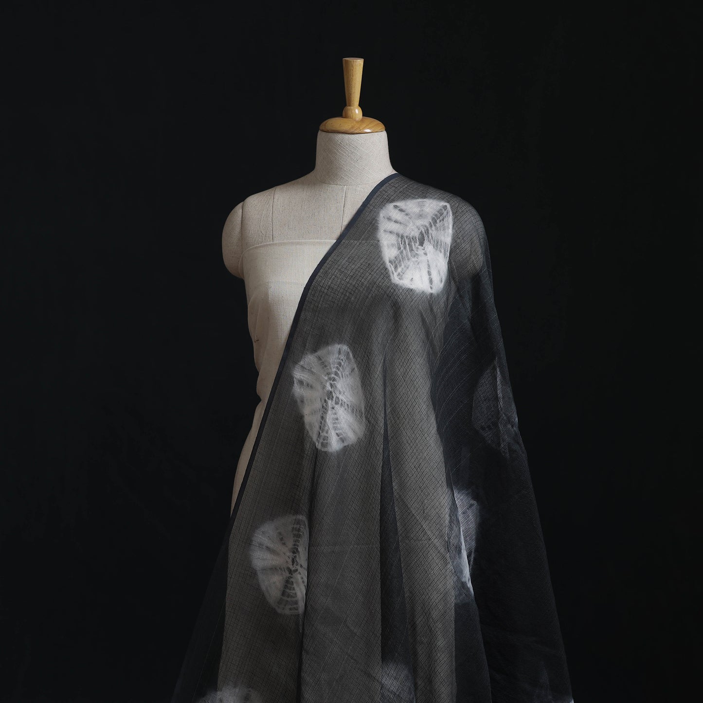 Shibori Tie-Dye Kota Doria Cotton Fabric 08