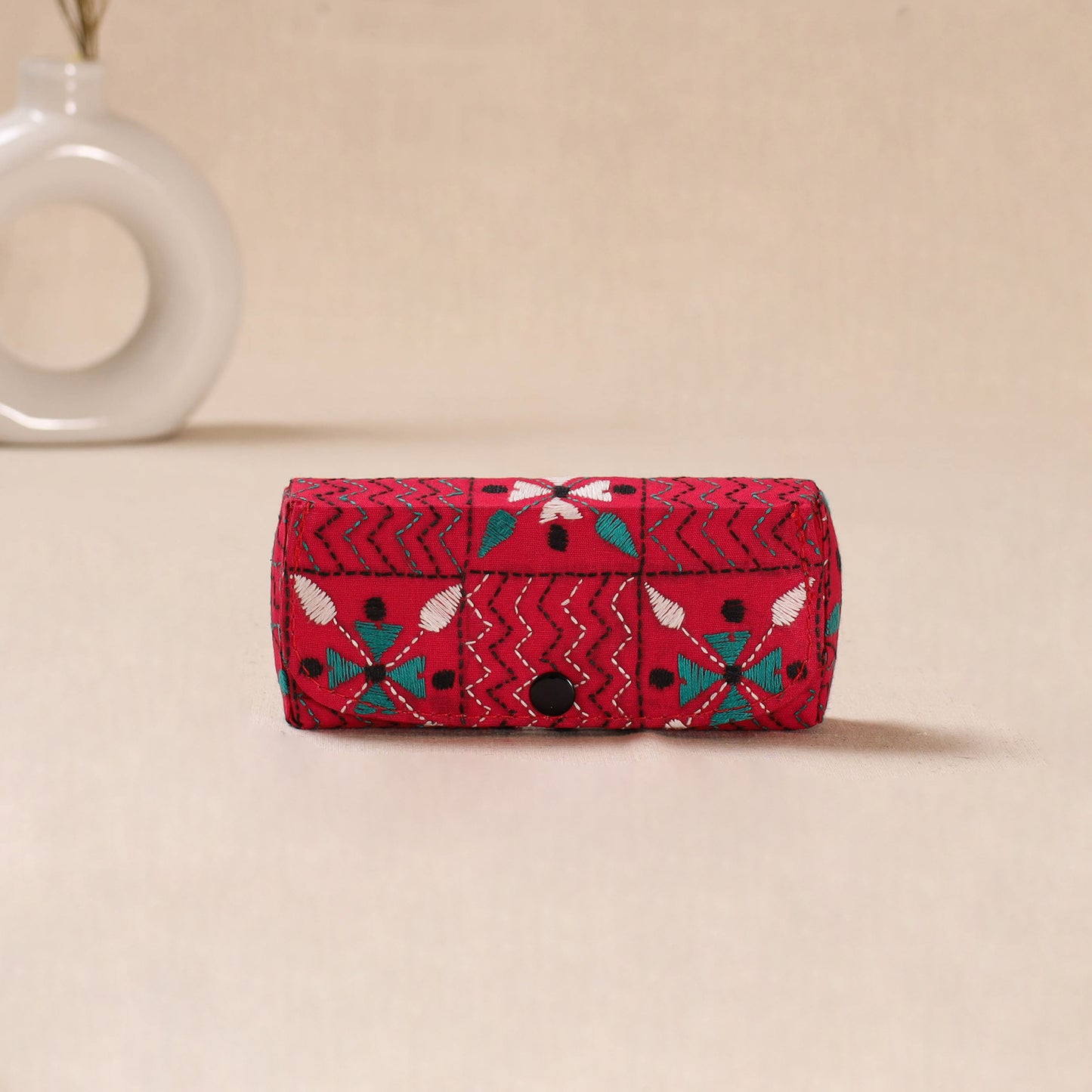 Handcrafted Bengal Kantha Work Spectacle Case 01