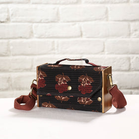 Buy DIY Box Sling Bag / Clutch with Changeable Sleeve Online at iTokri.com 