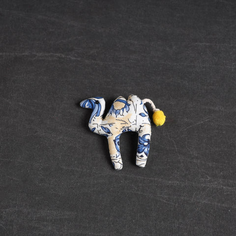 Handmade Stuffed Fridge Magnet for Decor 79
