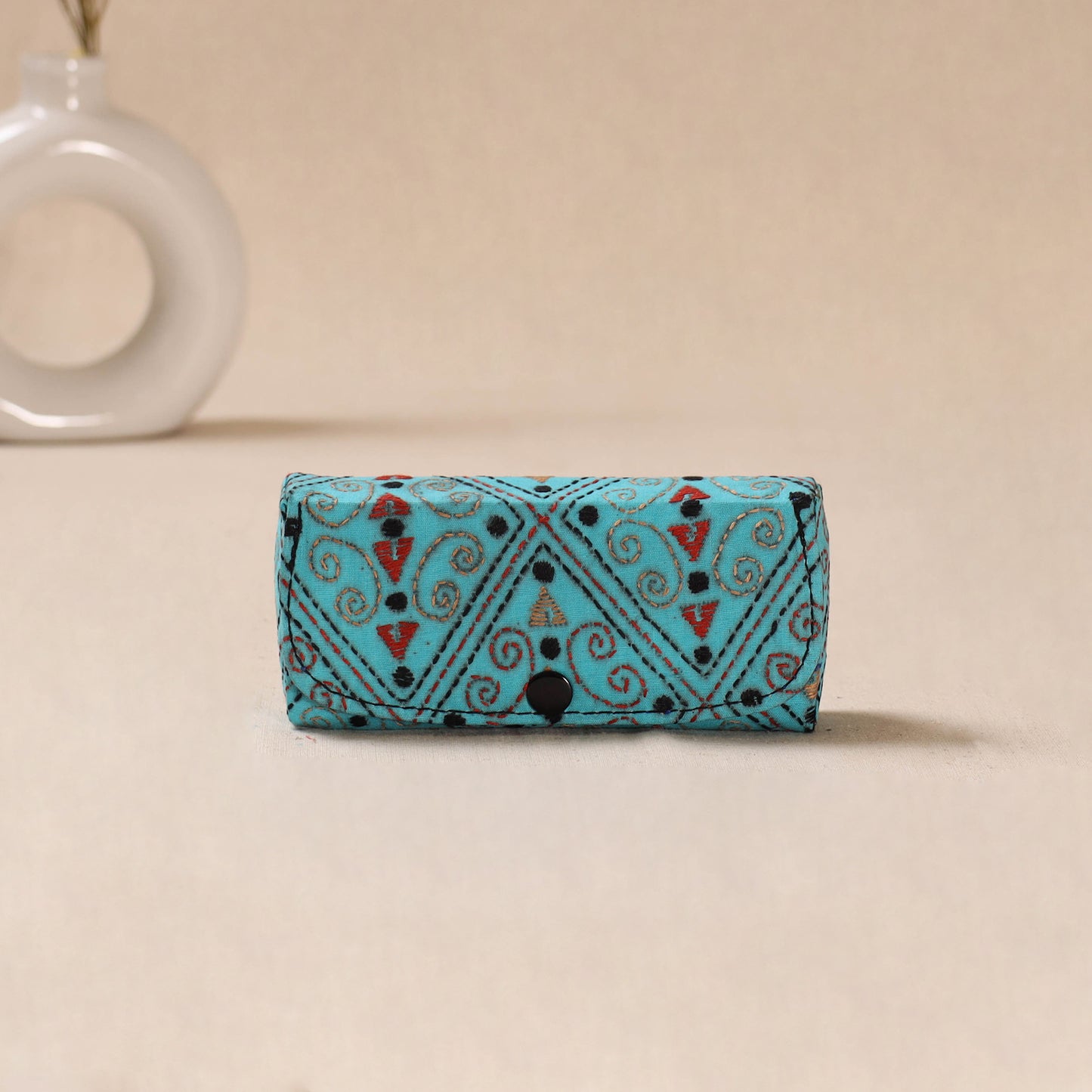 Handcrafted Bengal Kantha Work Spectacle Case 06