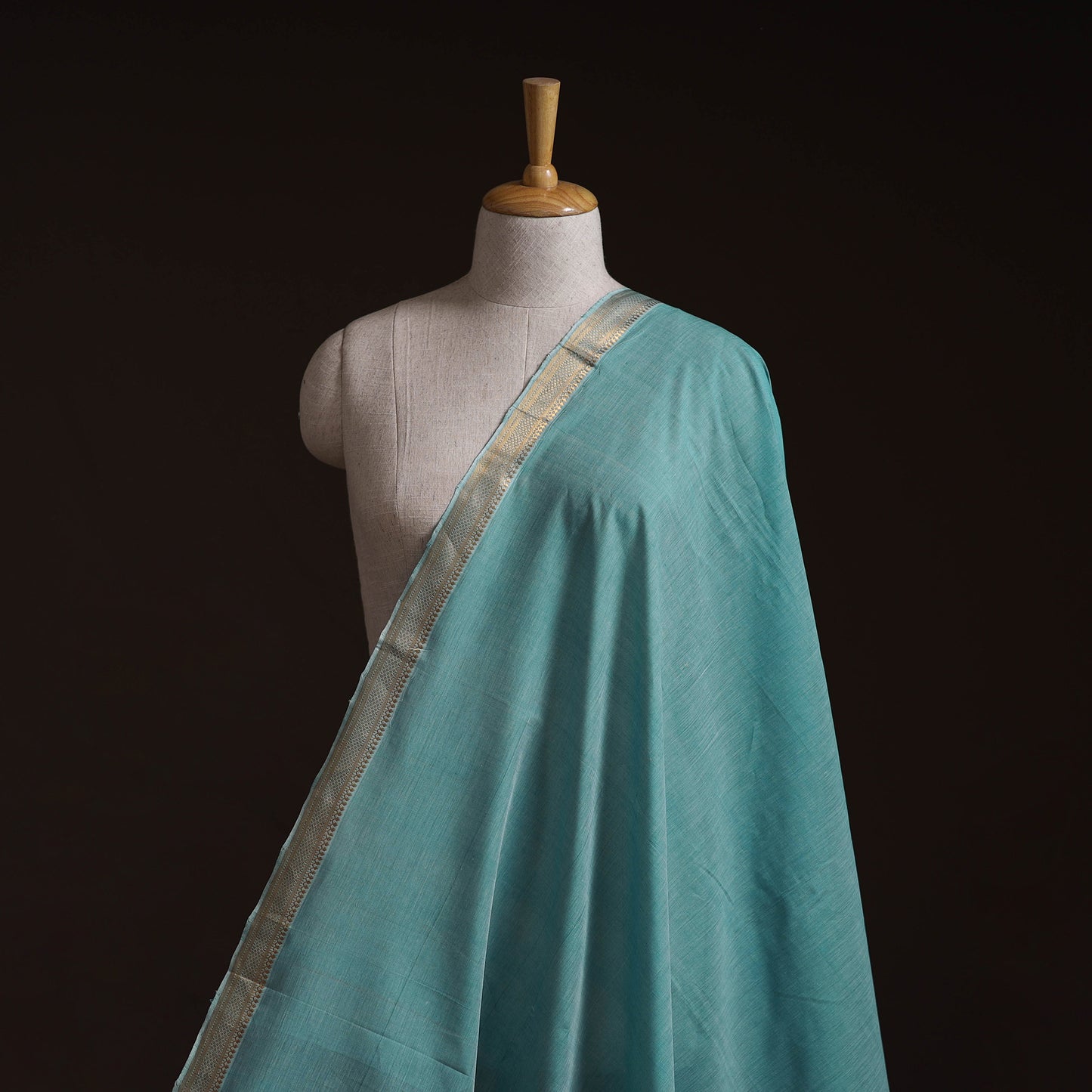 Handloom Mangalagiri Cotton Fabric with Nizam Zari Border 38