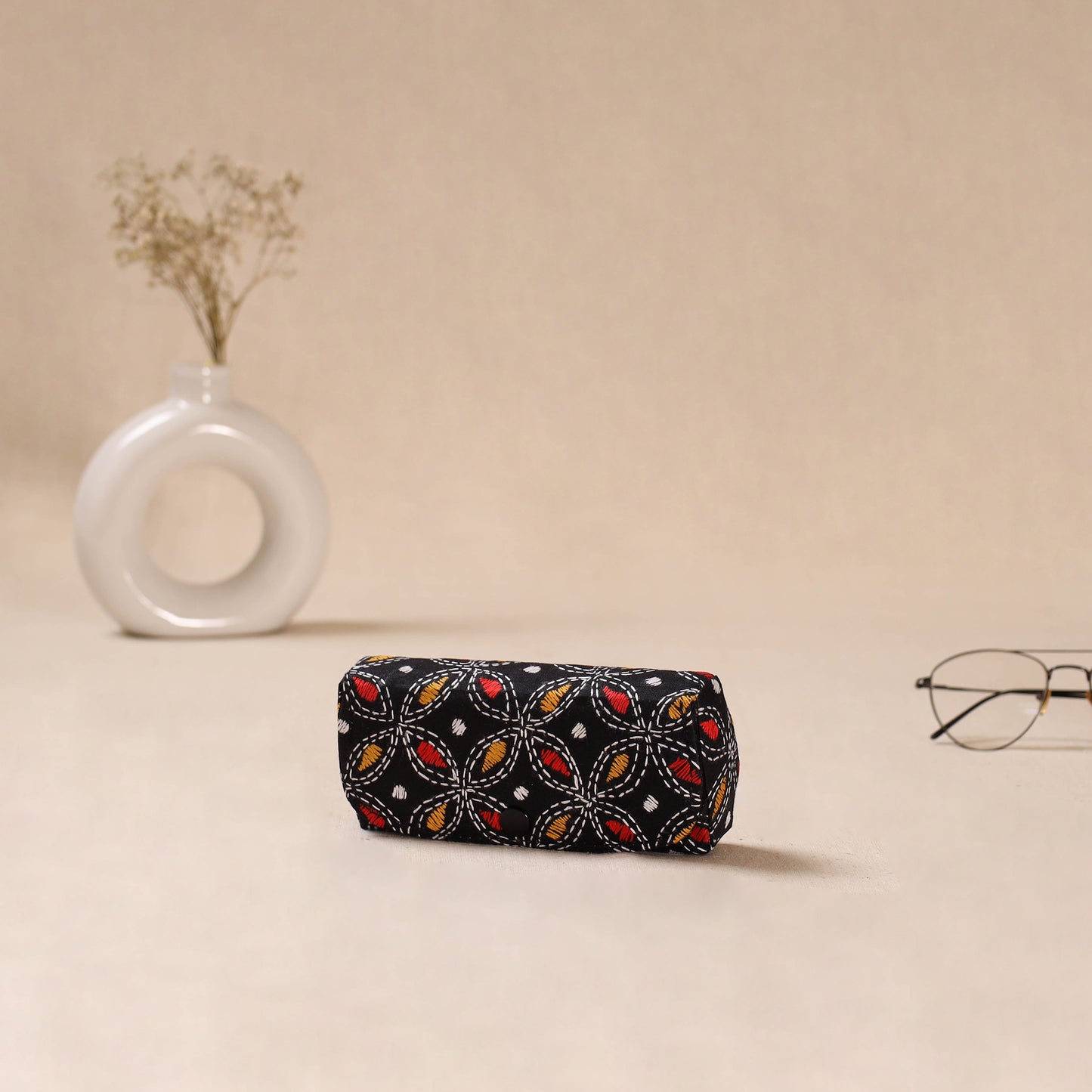 Handcrafted Bengal Kantha Work Spectacle Case 09