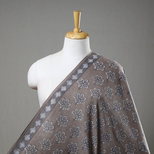 Block Printed Cotton Dabu Bagru Fabric 05