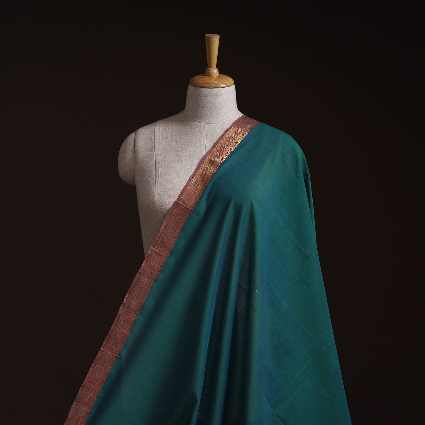 Handloom Mangalagiri Cotton Fabric with Nizam Zari Border 25